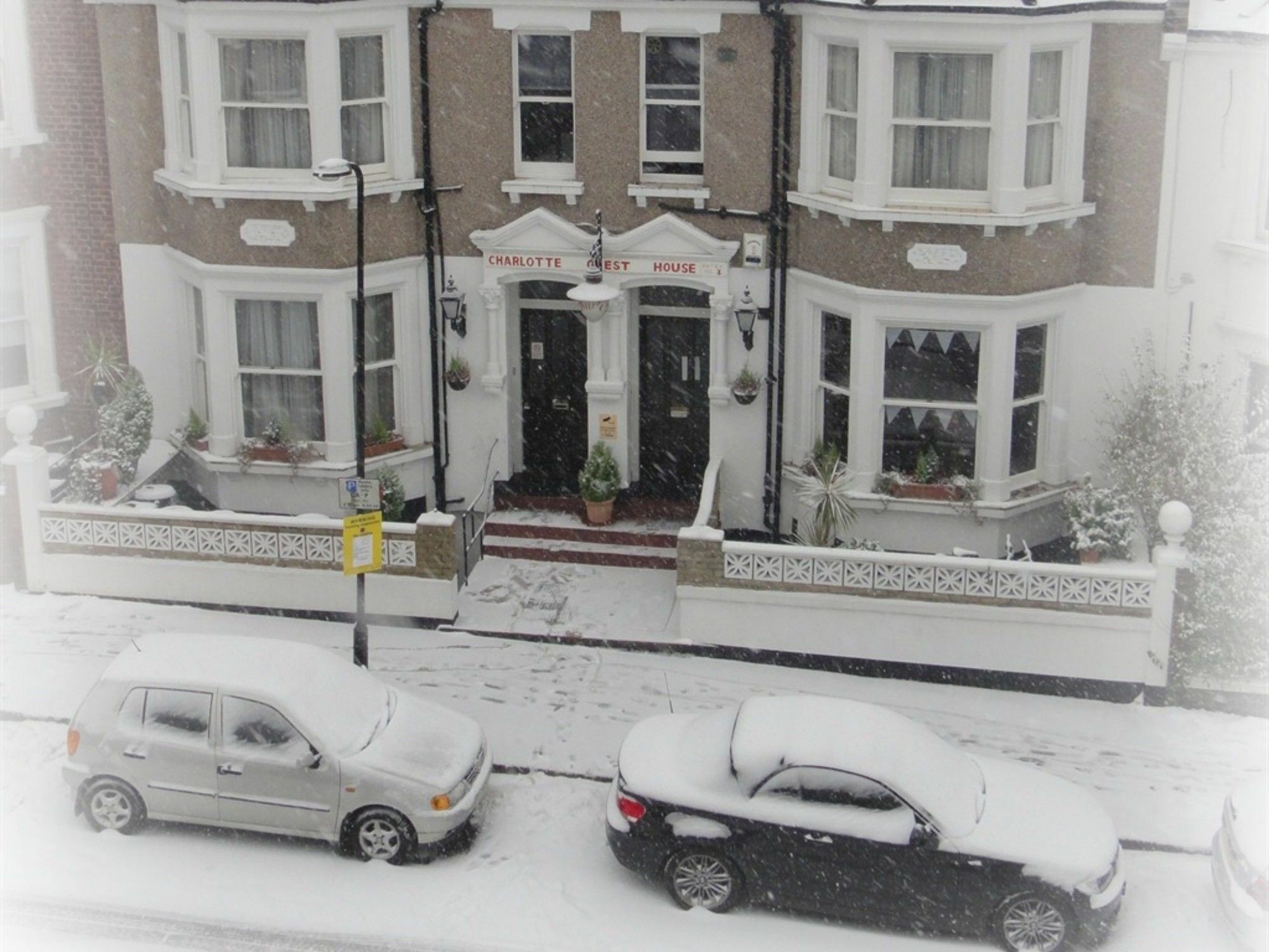 Charlotte Guest House London Ngoại thất bức ảnh
