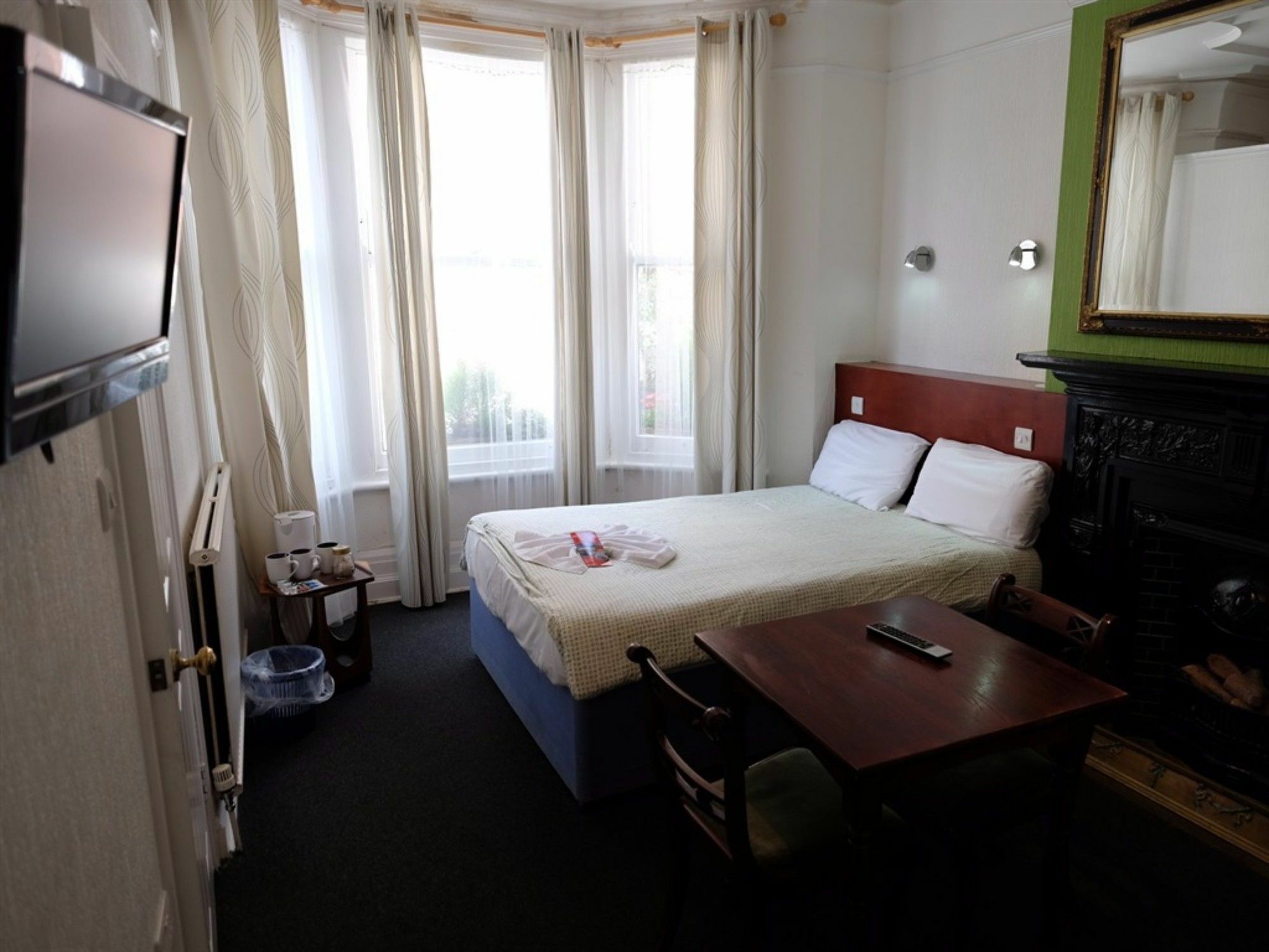 Charlotte Guest House London Ngoại thất bức ảnh